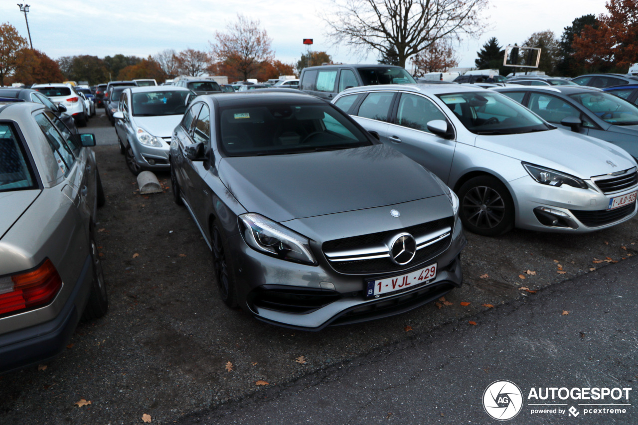 Mercedes-AMG A 45 W176 2015