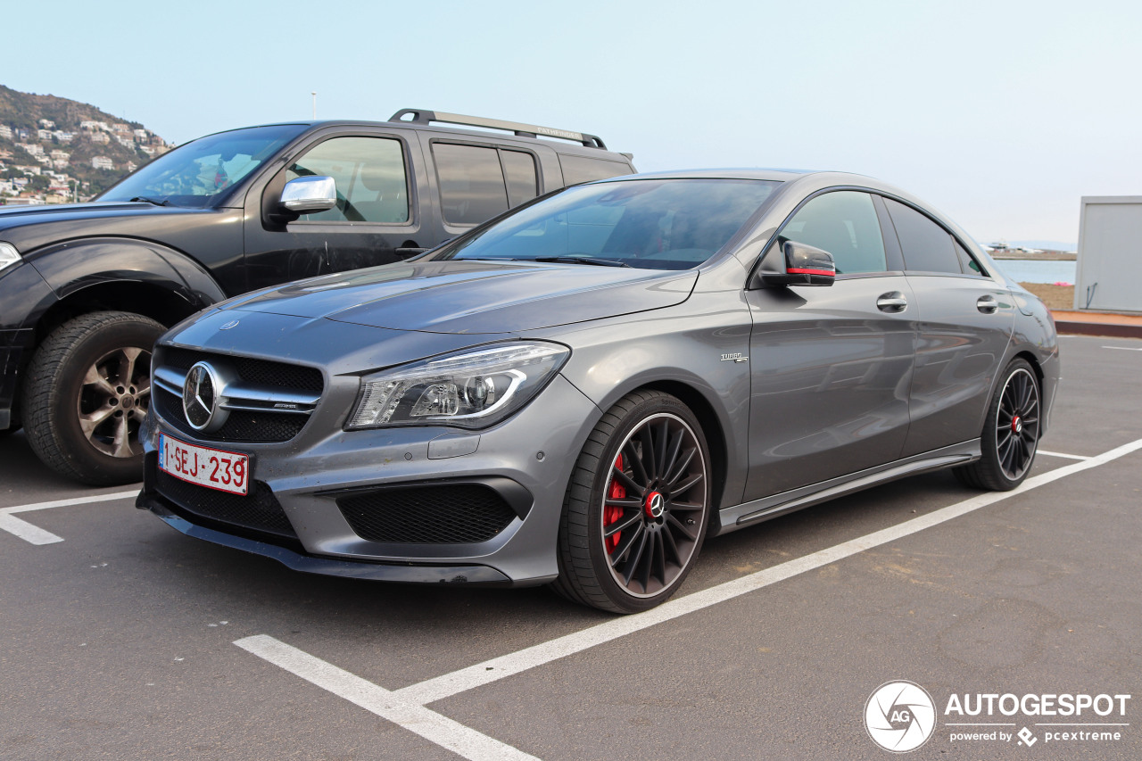 Mercedes-Benz CLA 45 AMG C117