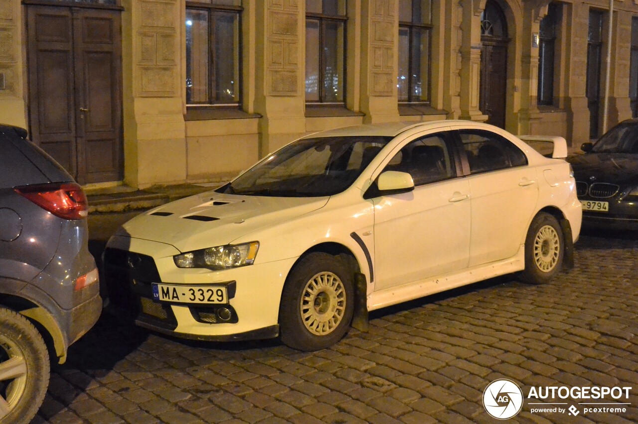 Mitsubishi Lancer Evolution X