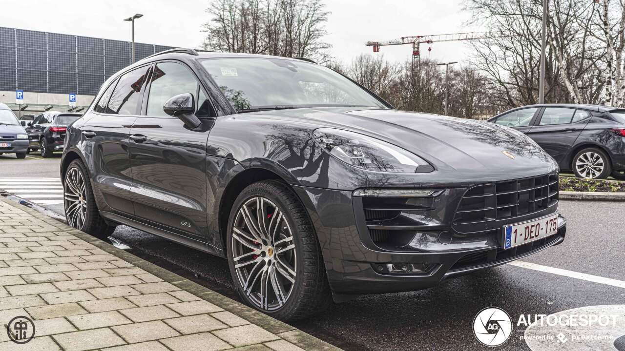 Porsche 95B Macan GTS