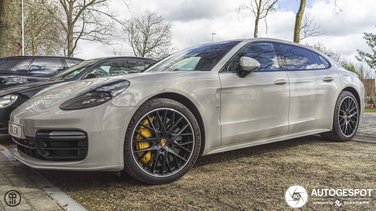 Porsche 971 Panamera Turbo S E-Hybrid