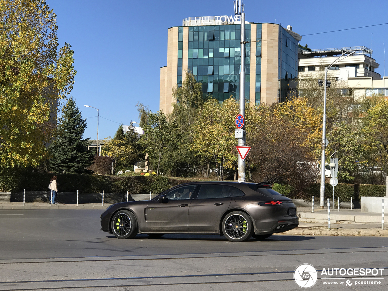 Porsche 971 Panamera Turbo S E-Hybrid Sport Turismo