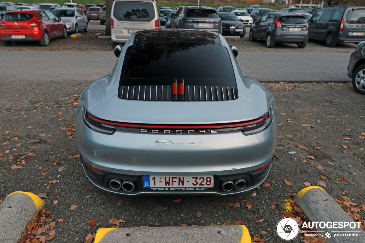 Porsche 992 Carrera 4S