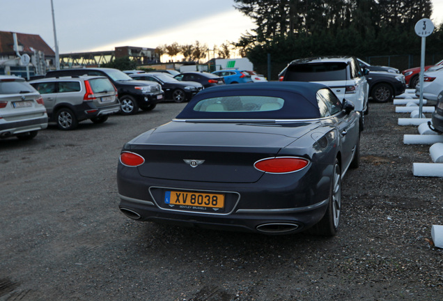 Bentley Continental GTC 2019