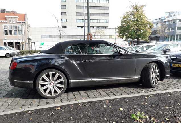 Bentley Continental GTC V8