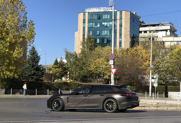 Porsche 971 Panamera Turbo S E-Hybrid Sport Turismo