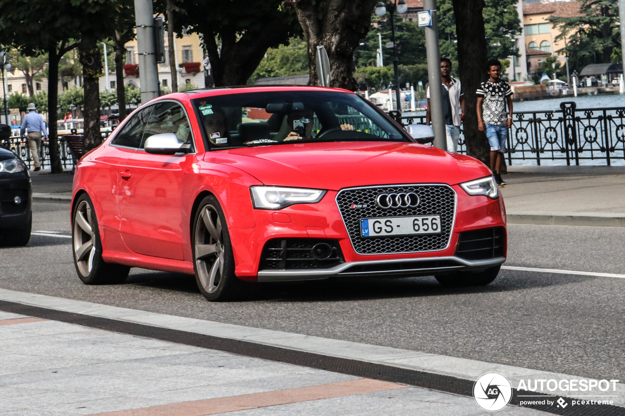 Audi RS5 B8 2012