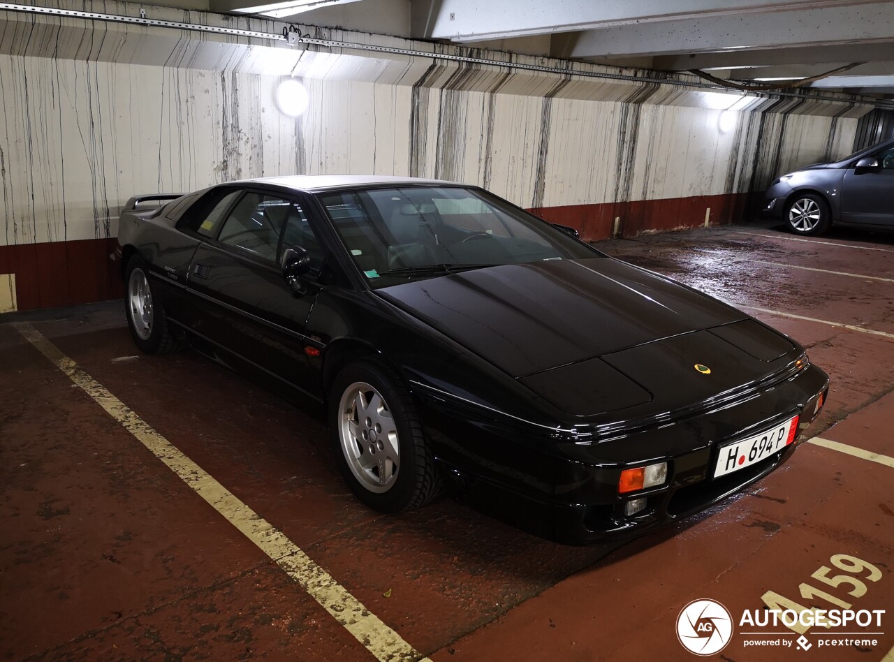 Lotus Esprit Turbo SE