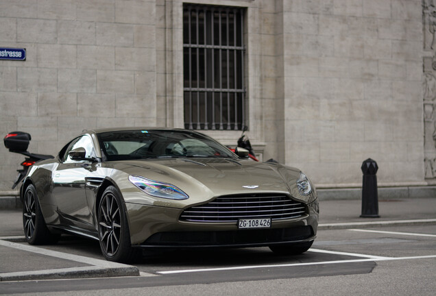 Aston Martin DB11