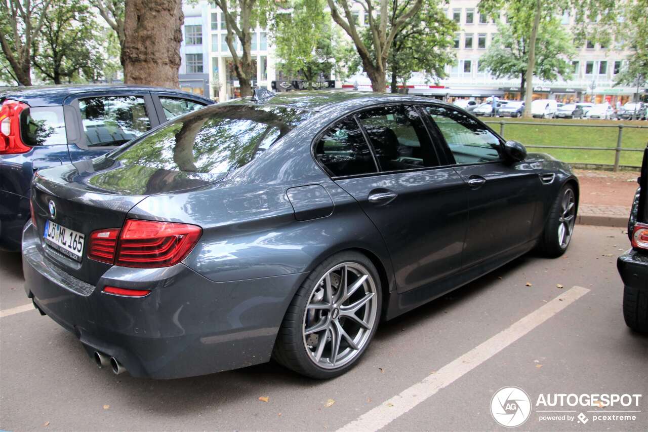 BMW M5 F10 2014