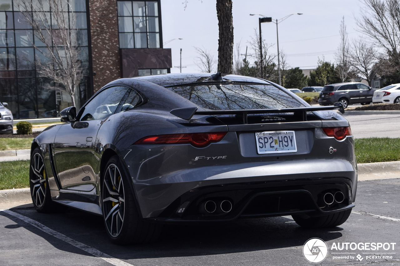 Jaguar F-TYPE SVR Coupé