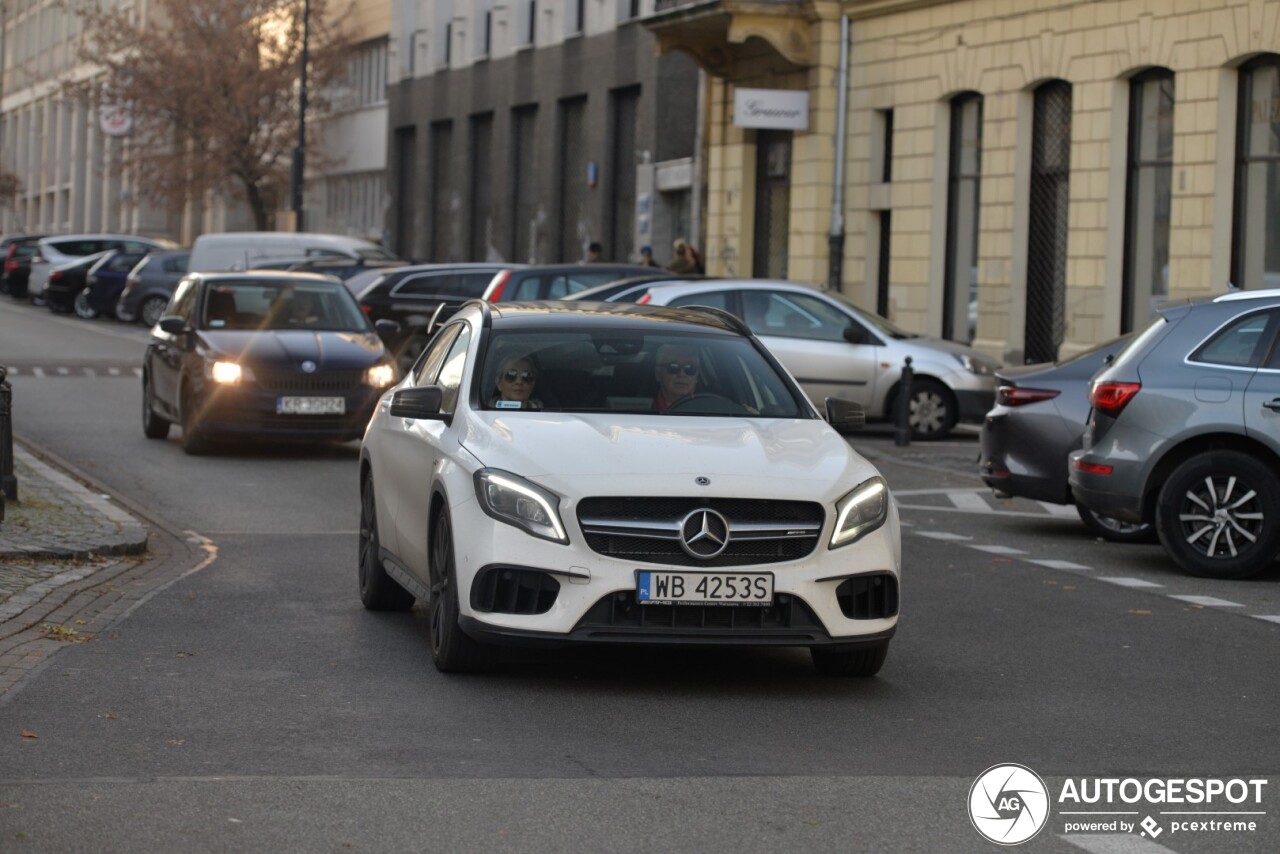 Mercedes-AMG GLA 45 X156 2017