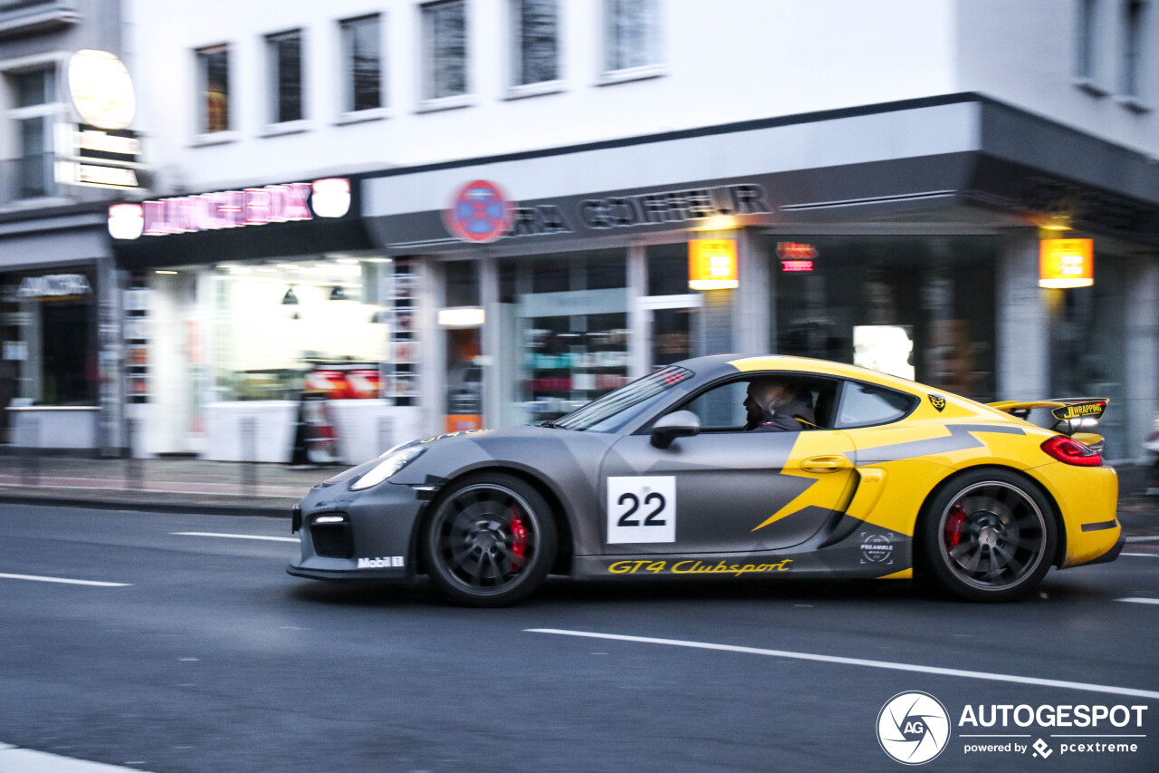 Porsche 981 Cayman GT4