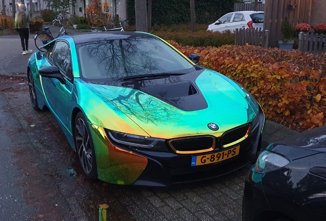 BMW i8