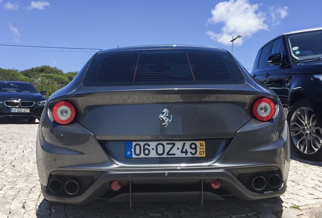 Ferrari FF