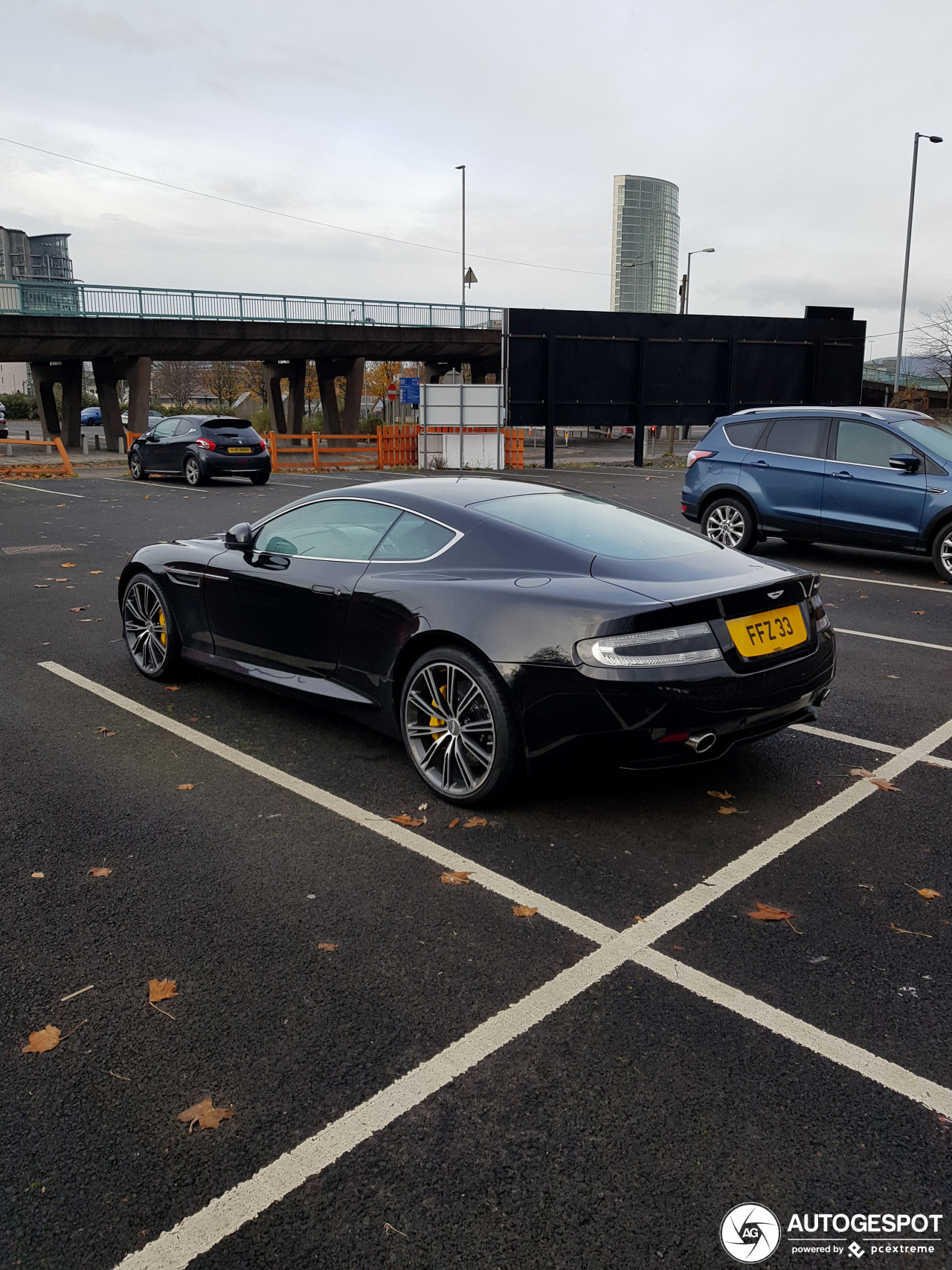 Aston Martin DB9 2013