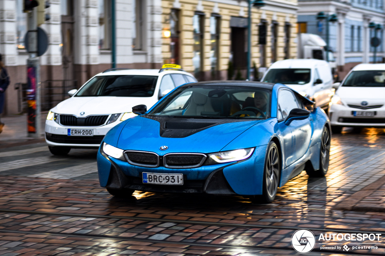 BMW i8