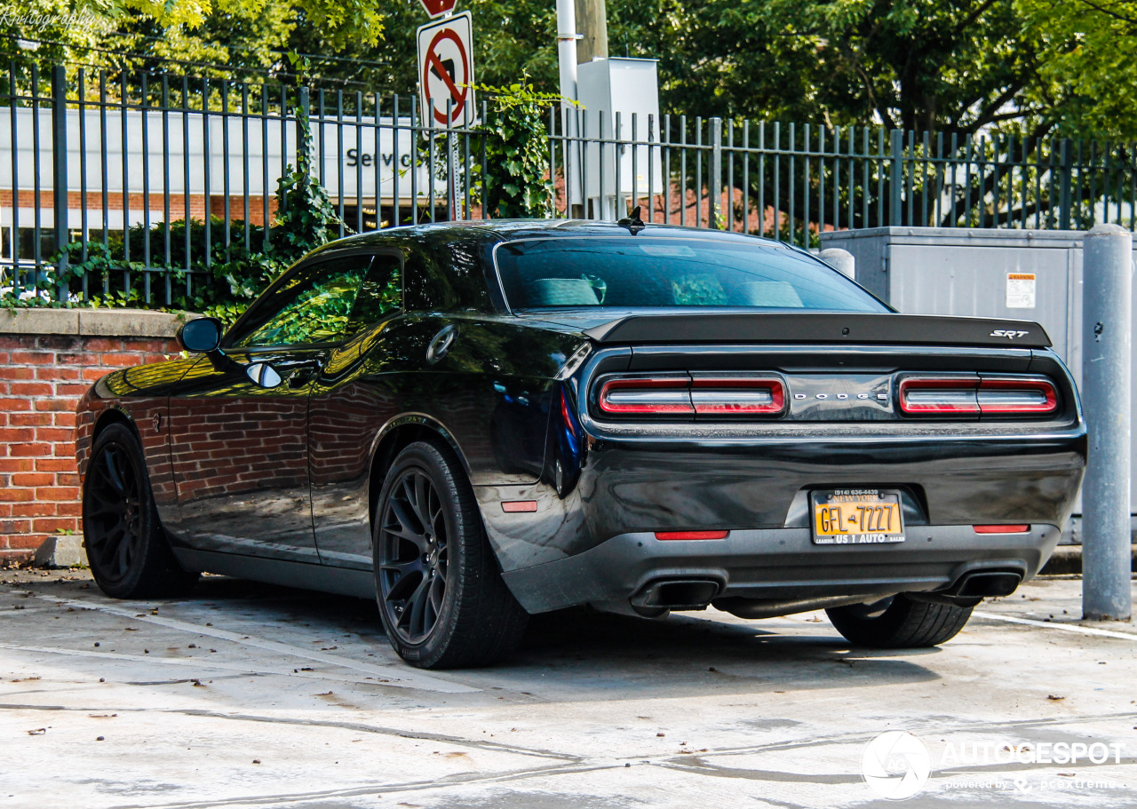 Dodge Challenger SRT Hellcat