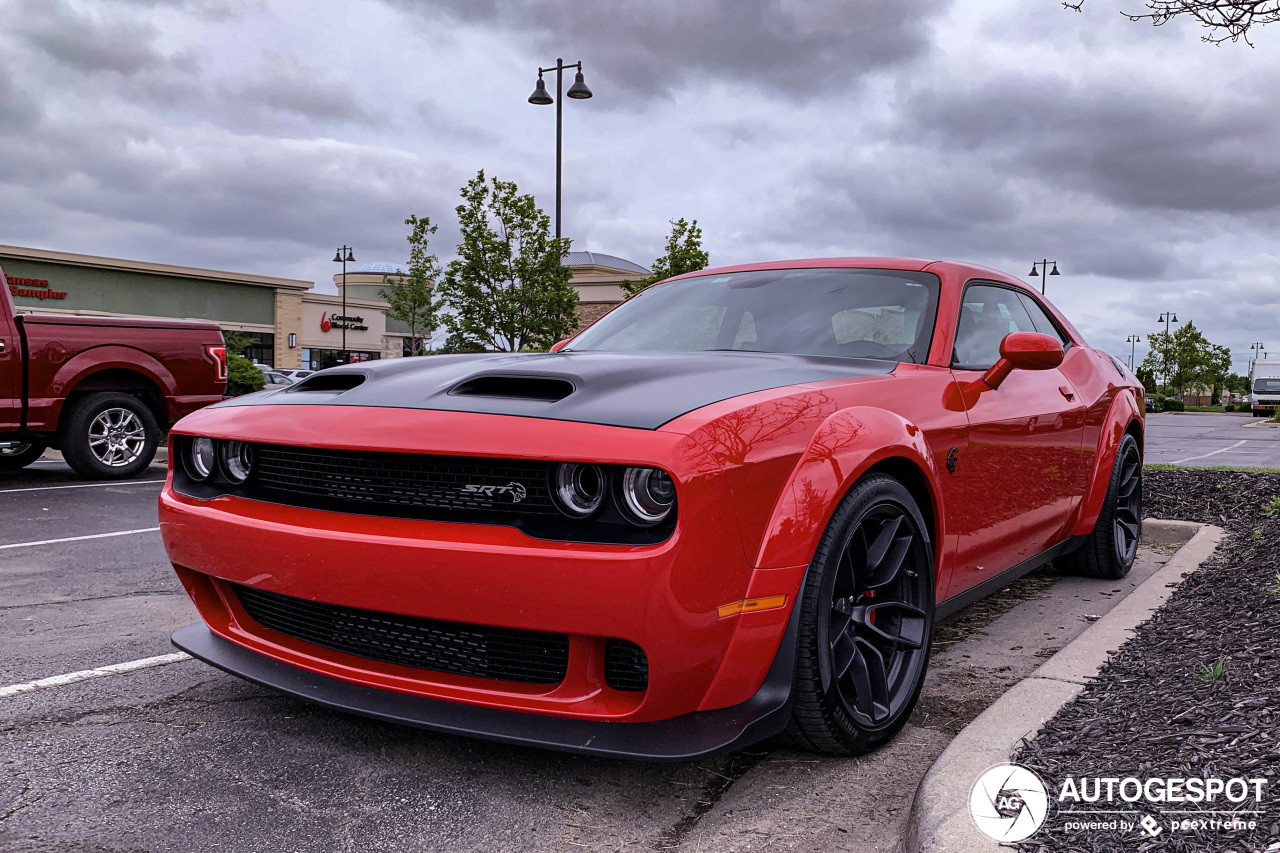 Dodge Challenger SRT Hellcat Widebody