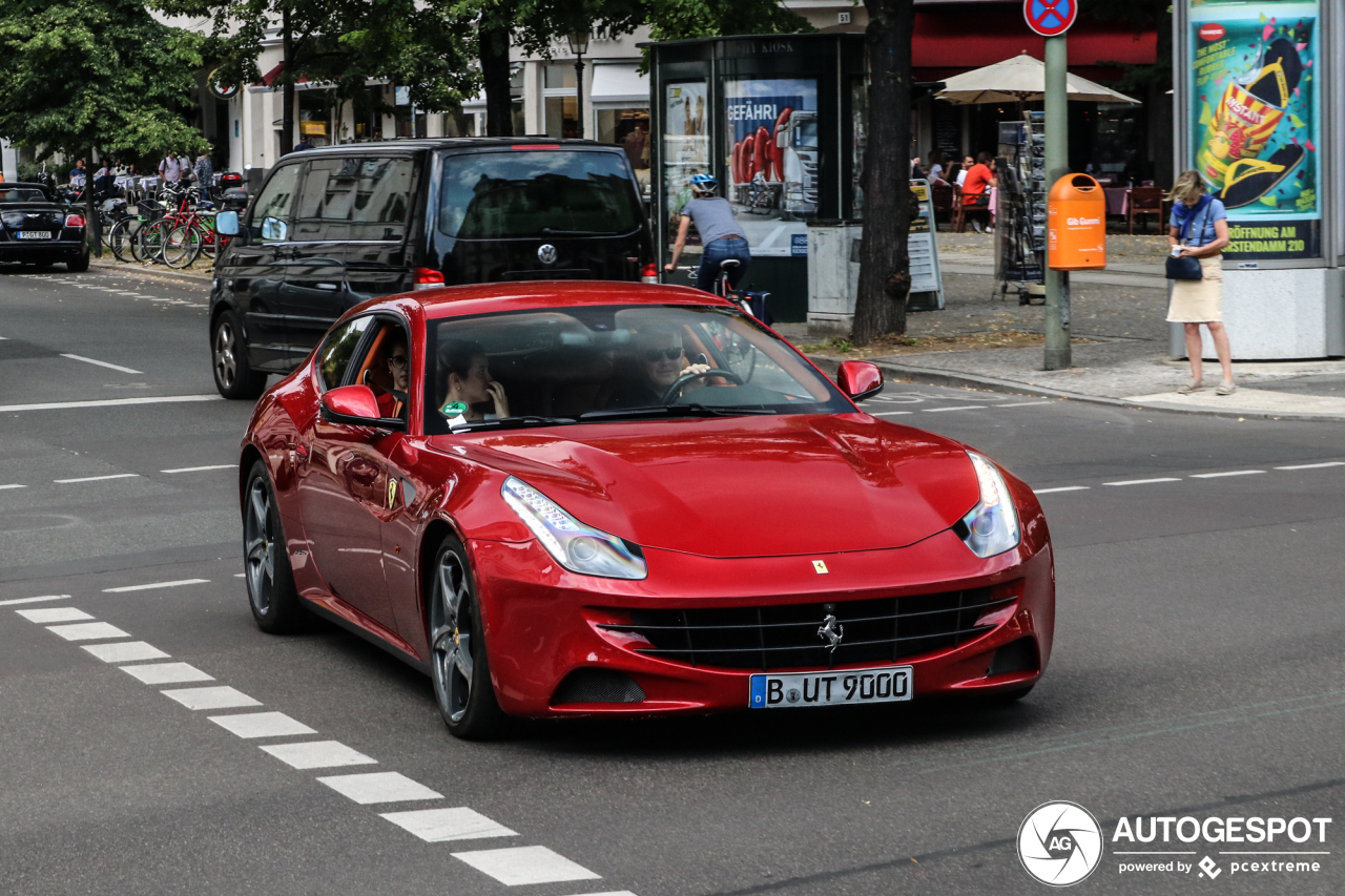 Ferrari FF