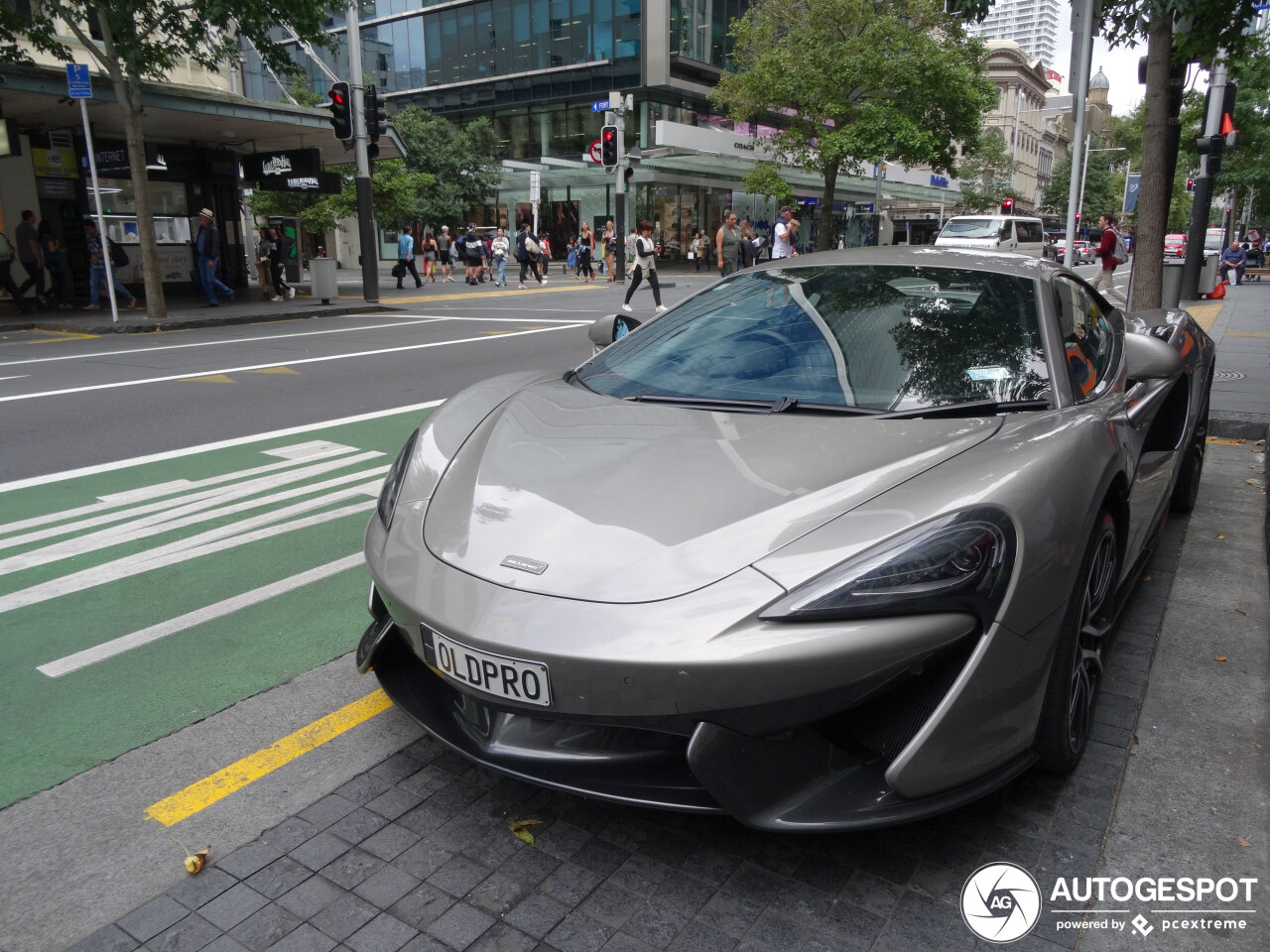 McLaren 570S