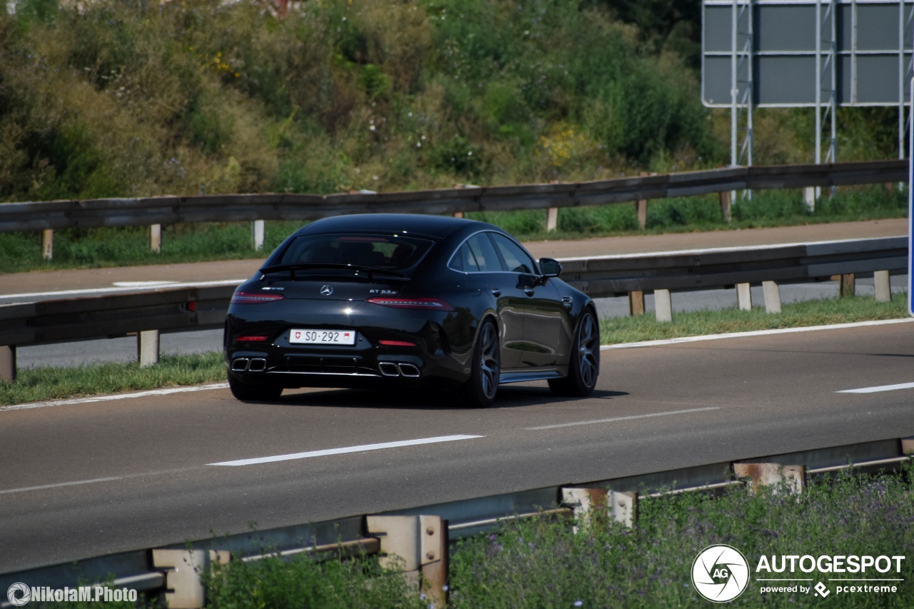 Mercedes-AMG GT 63 S X290