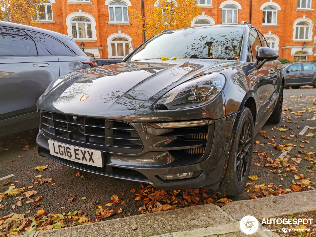 Porsche 95B Macan GTS