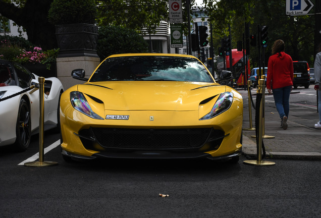 Ferrari 812 Superfast Novitec Rosso