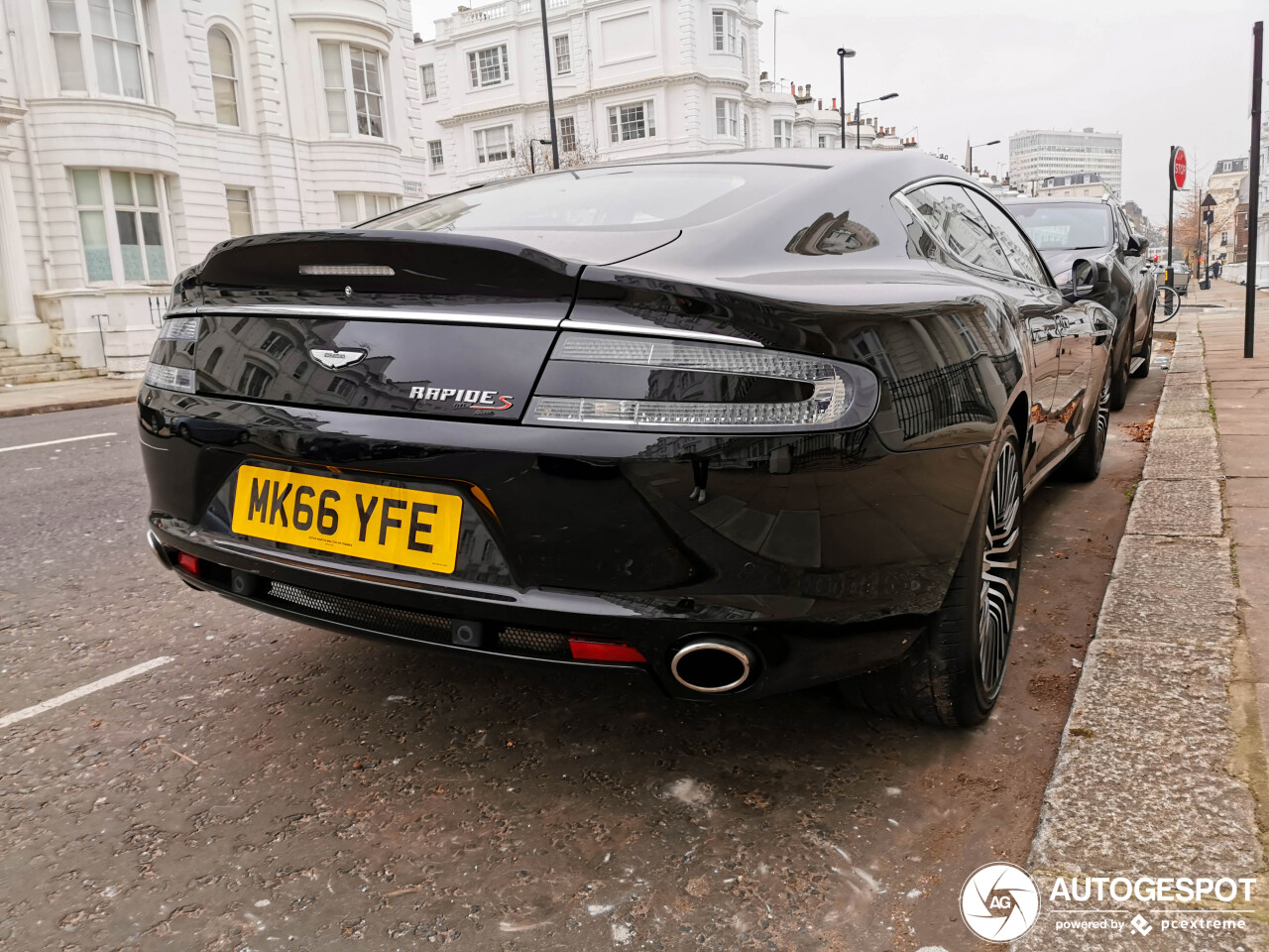 Aston Martin Rapide S