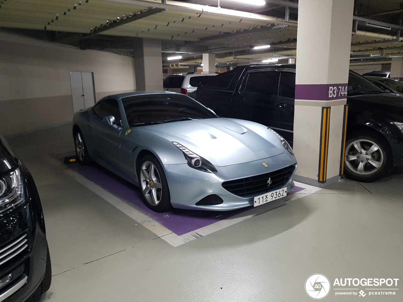 Ferrari California T