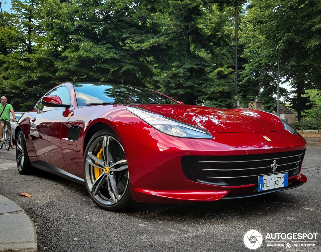 Ferrari GTC4Lusso