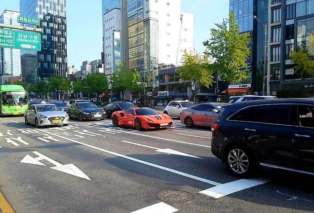 Ferrari 488 Pista