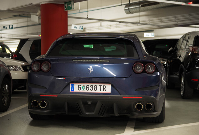 Ferrari GTC4Lusso