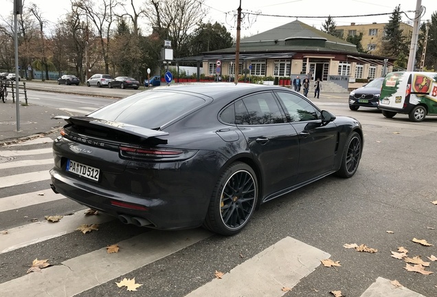 Porsche 971 Panamera Turbo