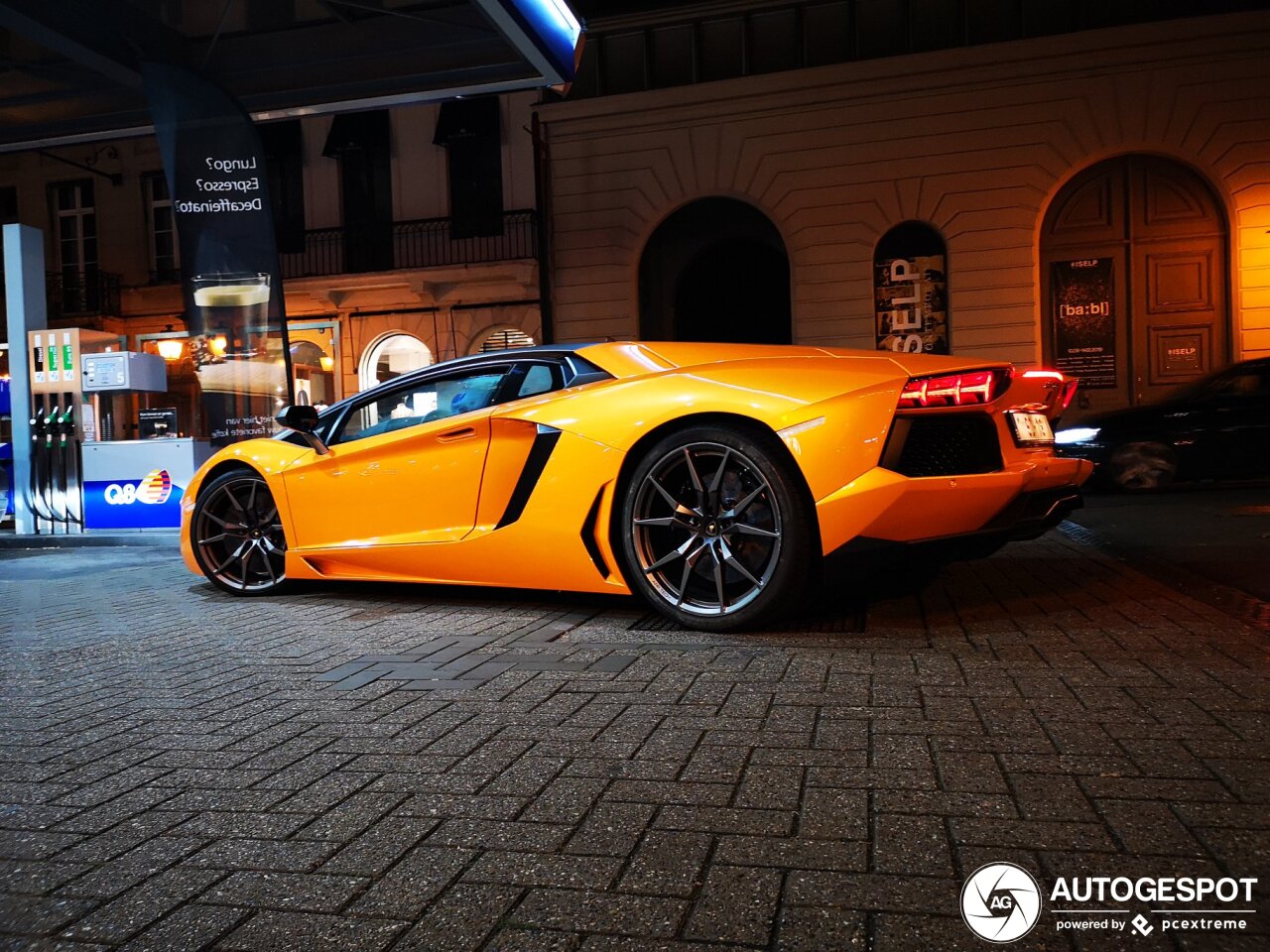 Lamborghini Aventador LP700-4