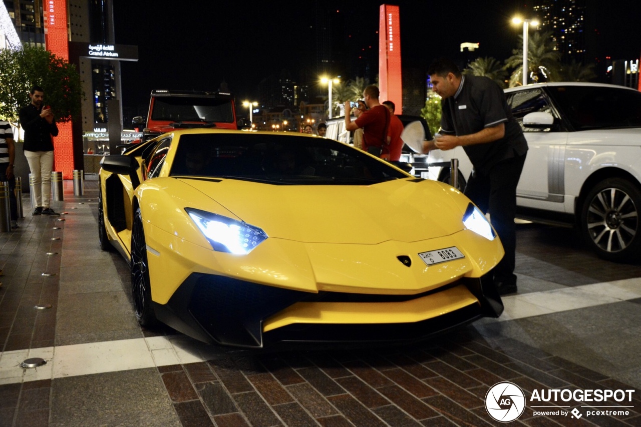 Lamborghini Aventador LP750-4 SuperVeloce