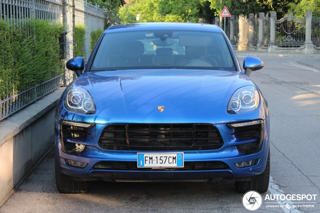 Porsche 95B Macan GTS