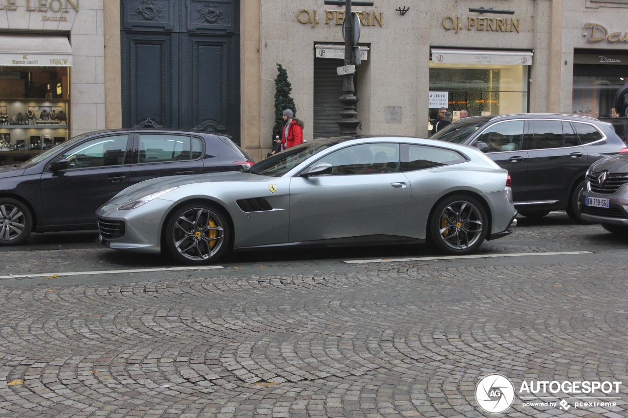 Ferrari GTC4Lusso T