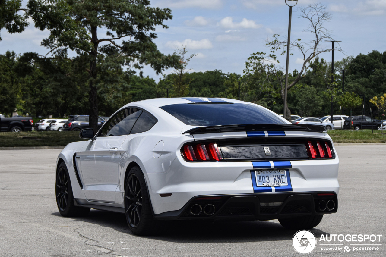 Ford Mustang Shelby GT350 2015