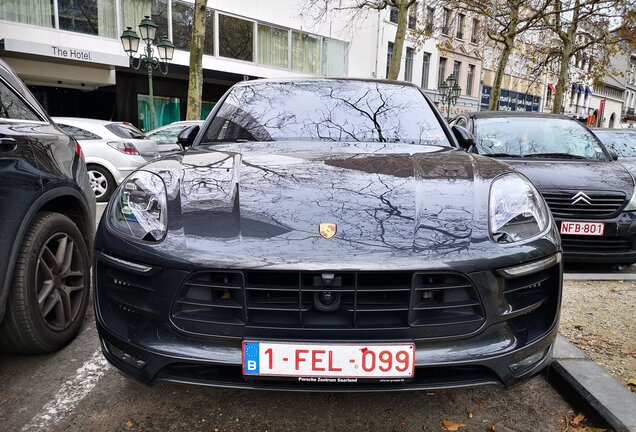 Porsche 95B Macan GTS