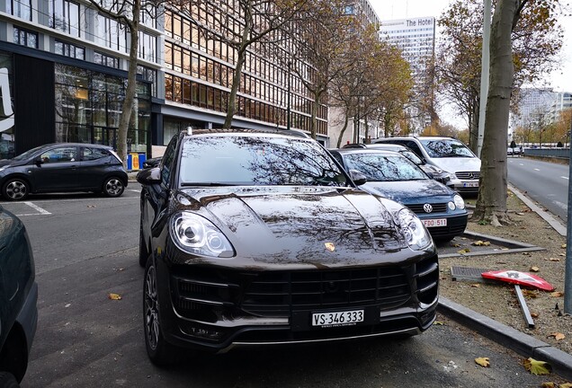 Porsche 95B Macan Turbo