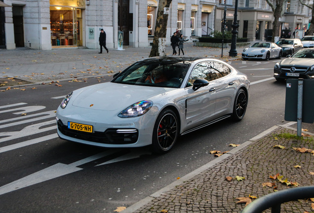 Porsche 971 Panamera GTS MkI