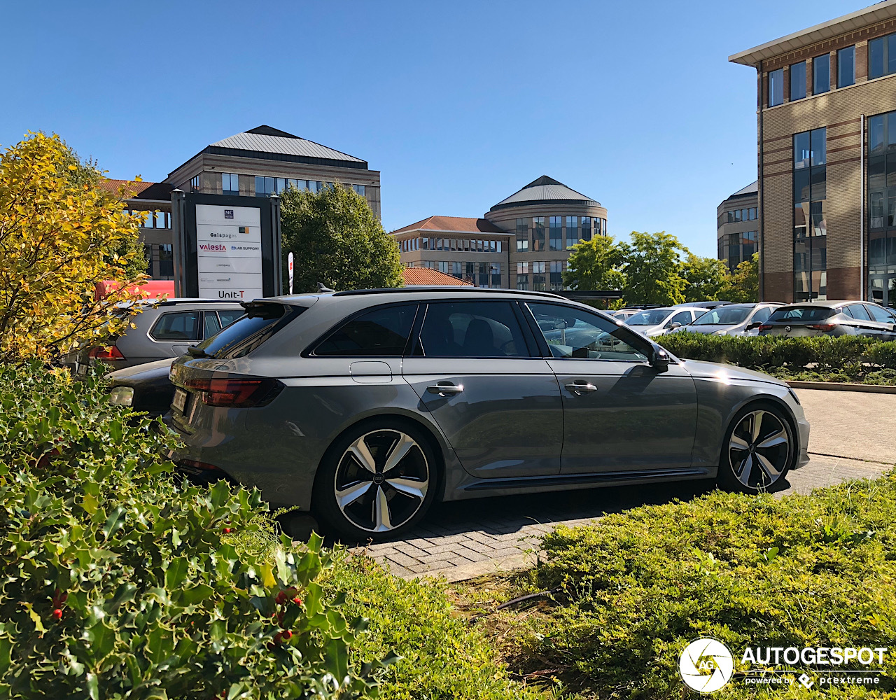 Audi RS4 Avant B9