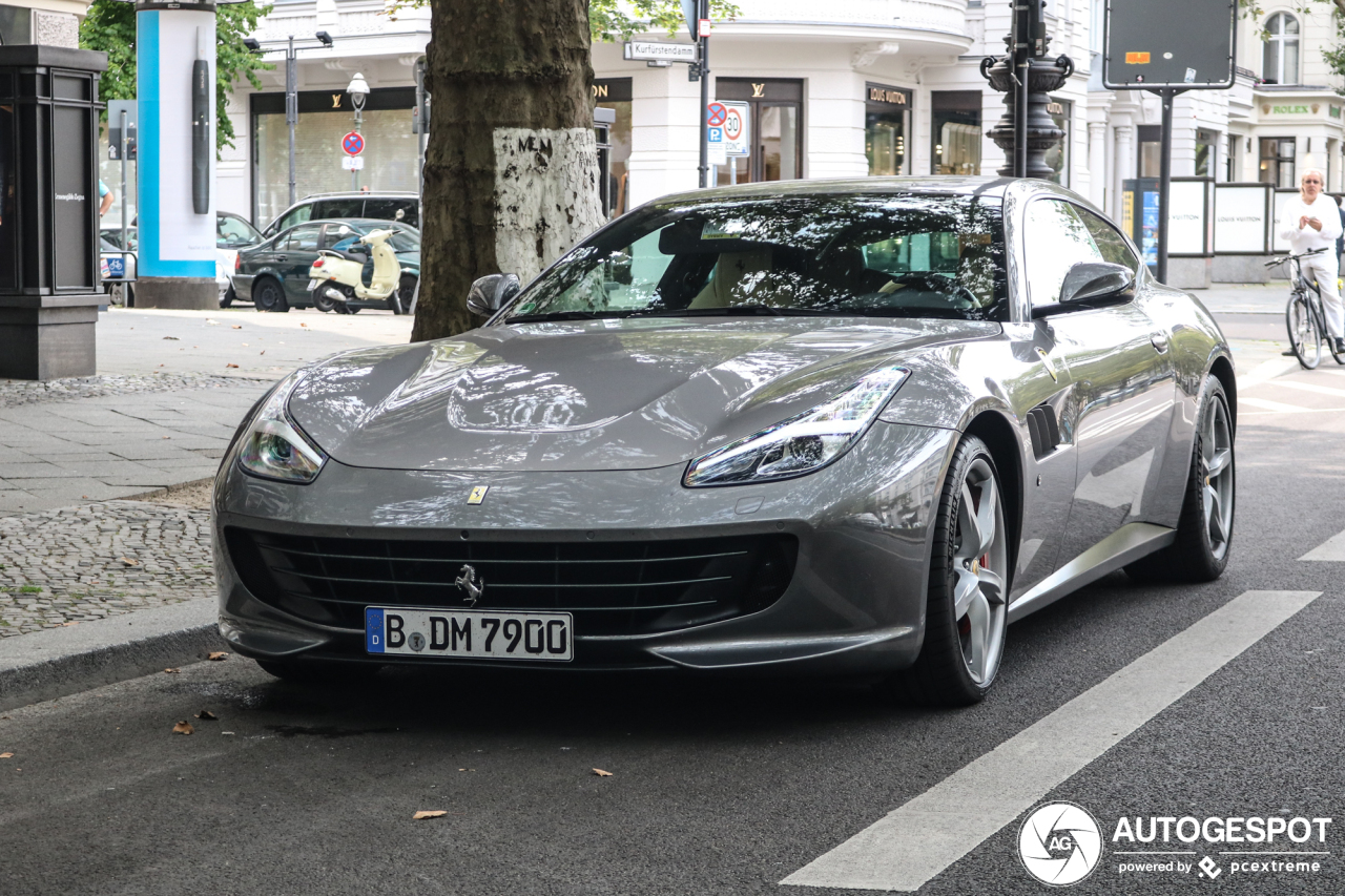 Ferrari GTC4Lusso