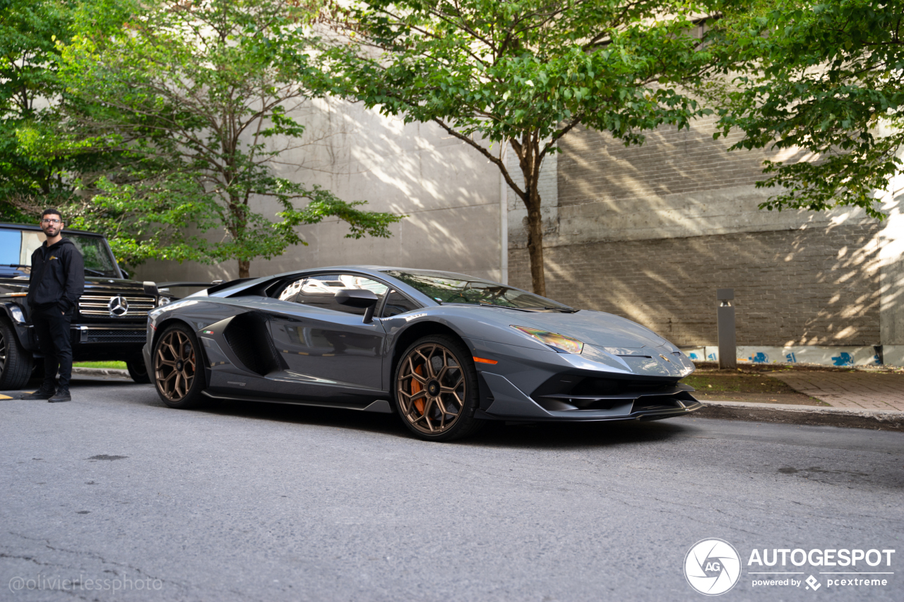 Viermaal leuk kleurtje op de Lamborghini Aventador LP770-4 SVJ