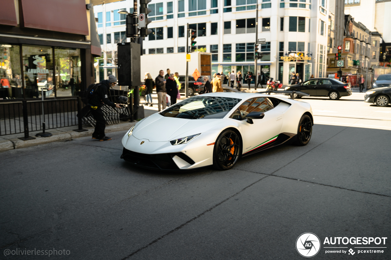 Lamborghini Huracán LP640-4 Performante