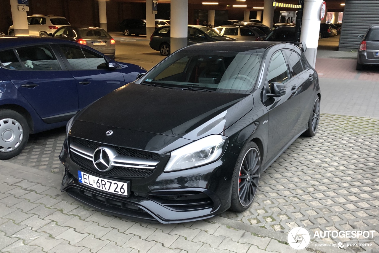 Mercedes-AMG A 45 W176 2015