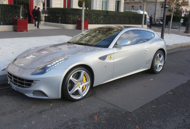 Ferrari FF