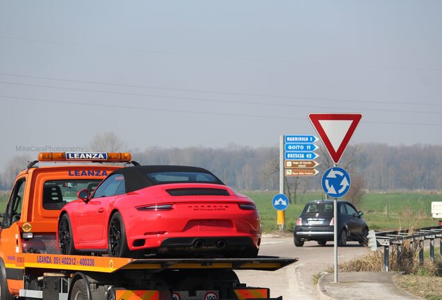 Porsche 991 Carrera 4 GTS Cabriolet MkII