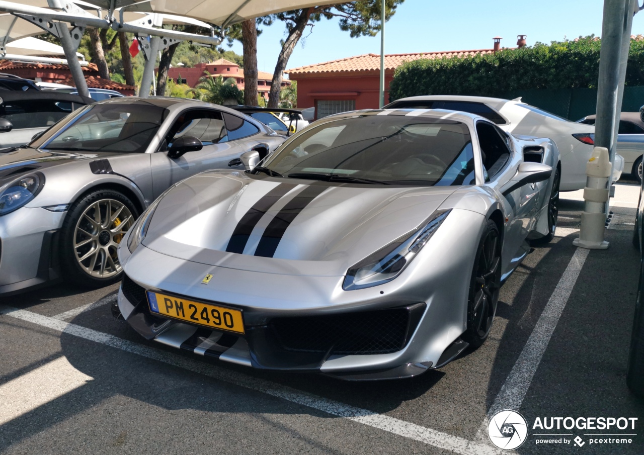 Ferrari 488 Pista